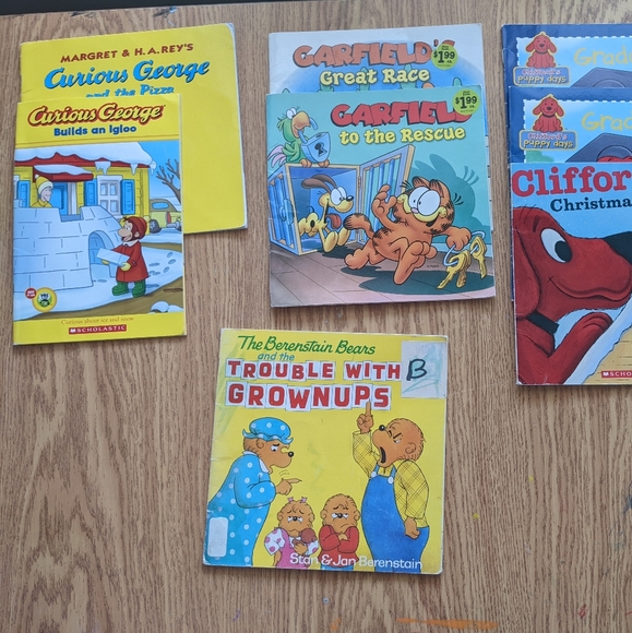 Kids Books - Picture 1 of 1